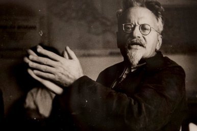Lev Trotski